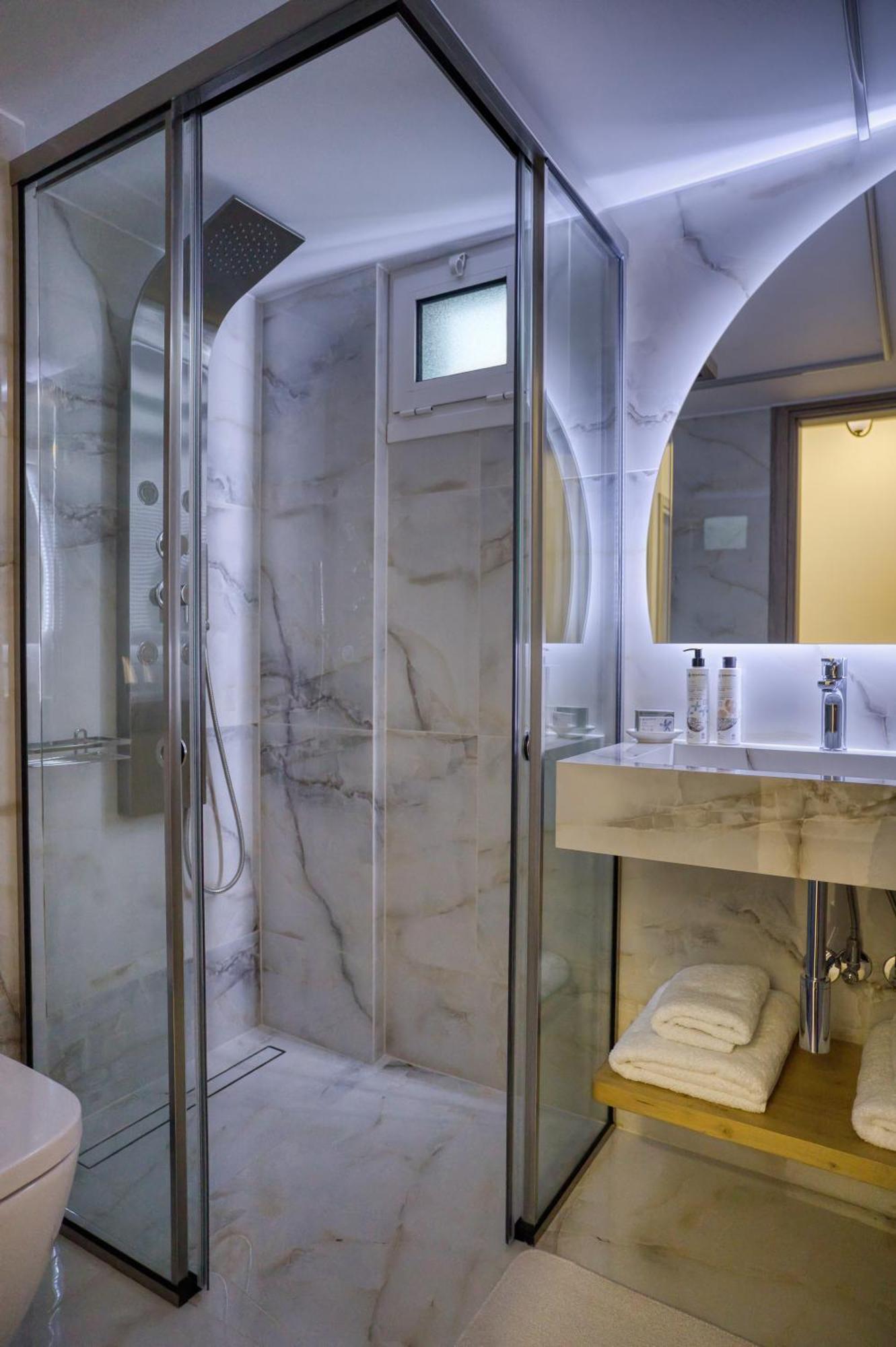 Elixir 2 Luxury