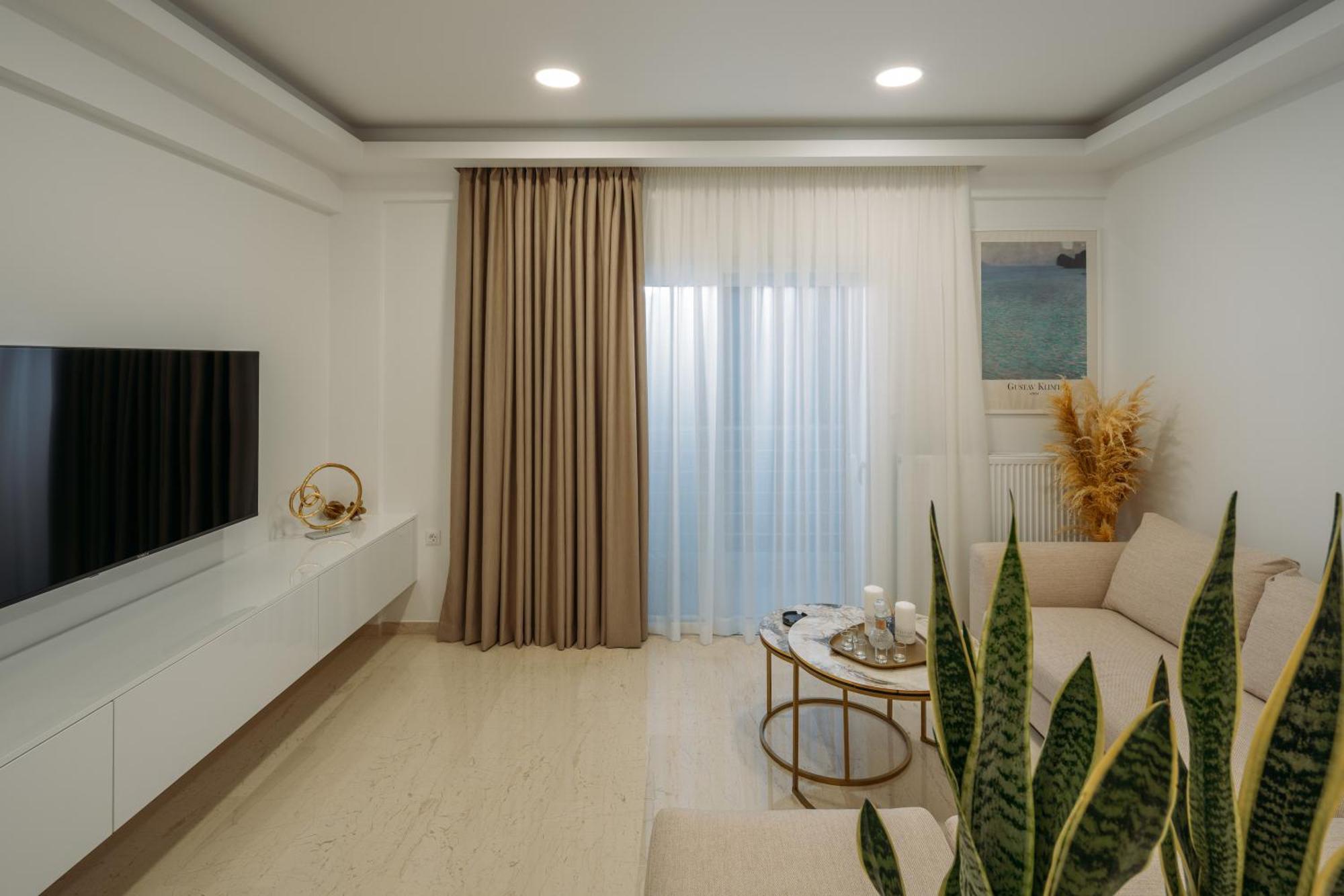 Elixir 2 Luxury * Agios Nikolaos